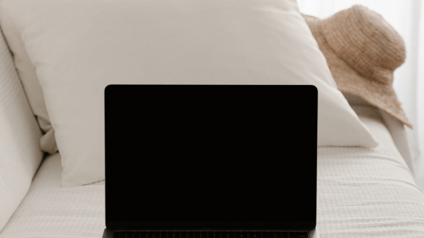Strategies for setting the right price for your online training course